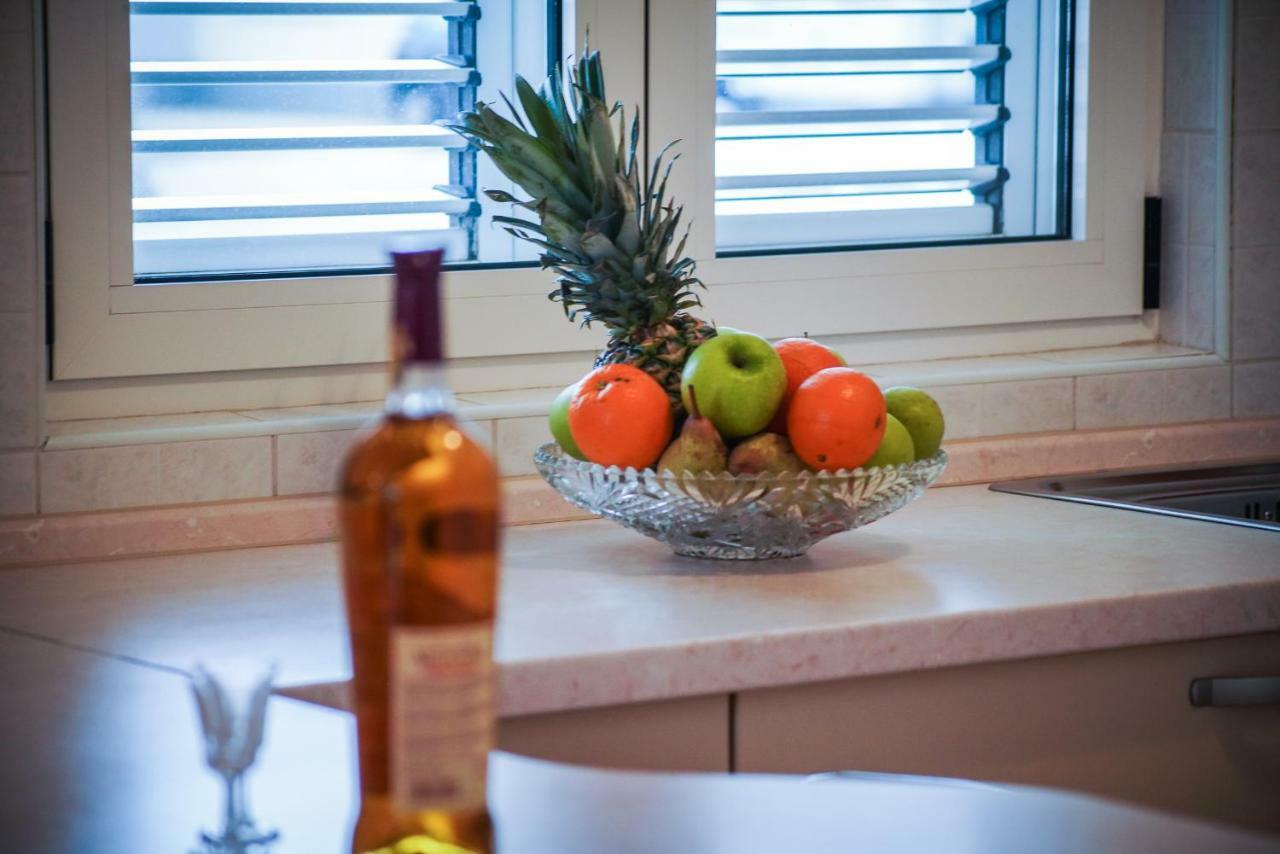 Apartments Snjezana Makarska Zewnętrze zdjęcie